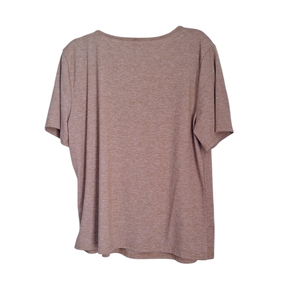 SHEIN XL top with button detail - Picture 2 of 3